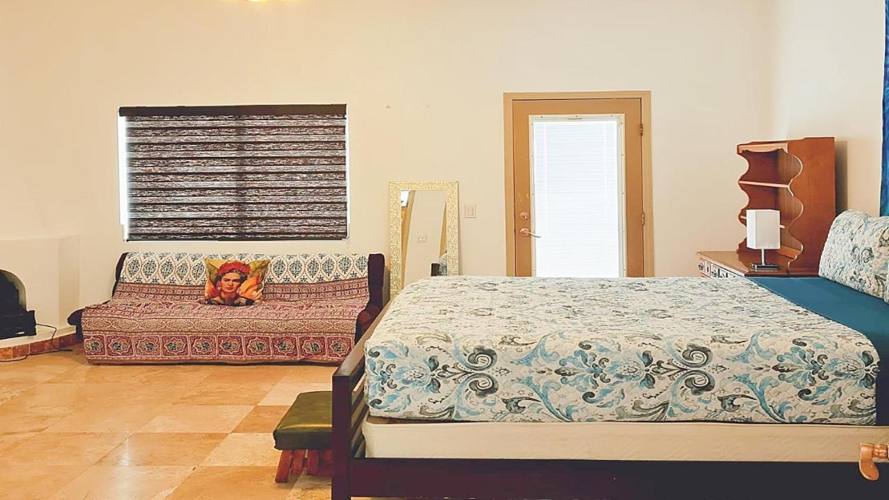 The Suites At Rocky Point 2 エクステリア 写真